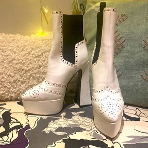 Lamoda Platform Western Boots